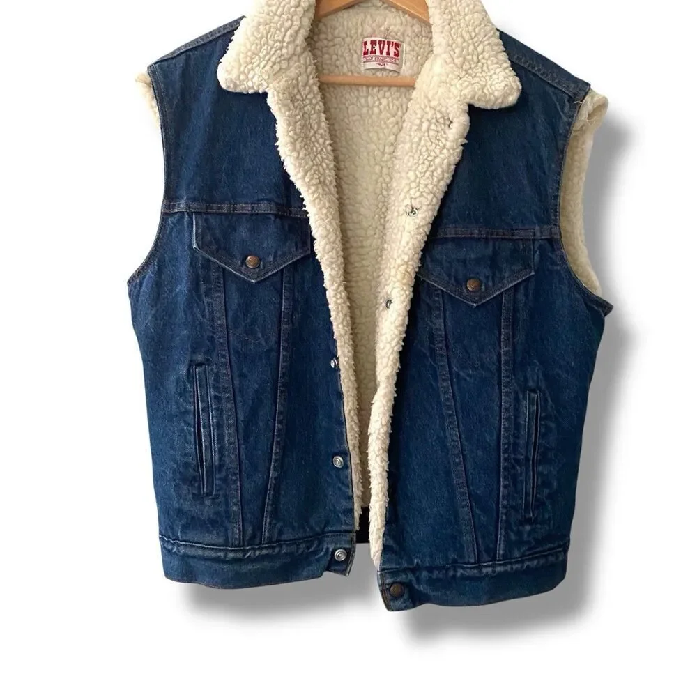 Vintage 1980s Levis Trucker Jean Blue Denim Sherpa Lined Vest Made In USA 40R